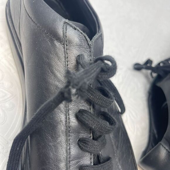 Woman by Common Projects Black Original Achilles Leather Low Sneakers Size 8 - Picture 8 of 9